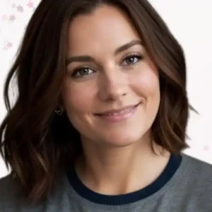 Elisabeth Vance – Senior Editor, Recipes